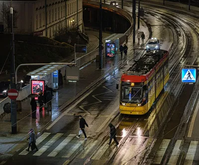 Rainy Warsaw by night ๐
#night #nightphotography #fujifilm #warszawa #warsaw #transport #tram @#rain #rainyday #streetphotography #street