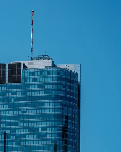 Szklane domy ๐๏ธ
#warszawa #citycenter
#skyscrapers #warsaw #capital #poland #bigcity #summerinthecity